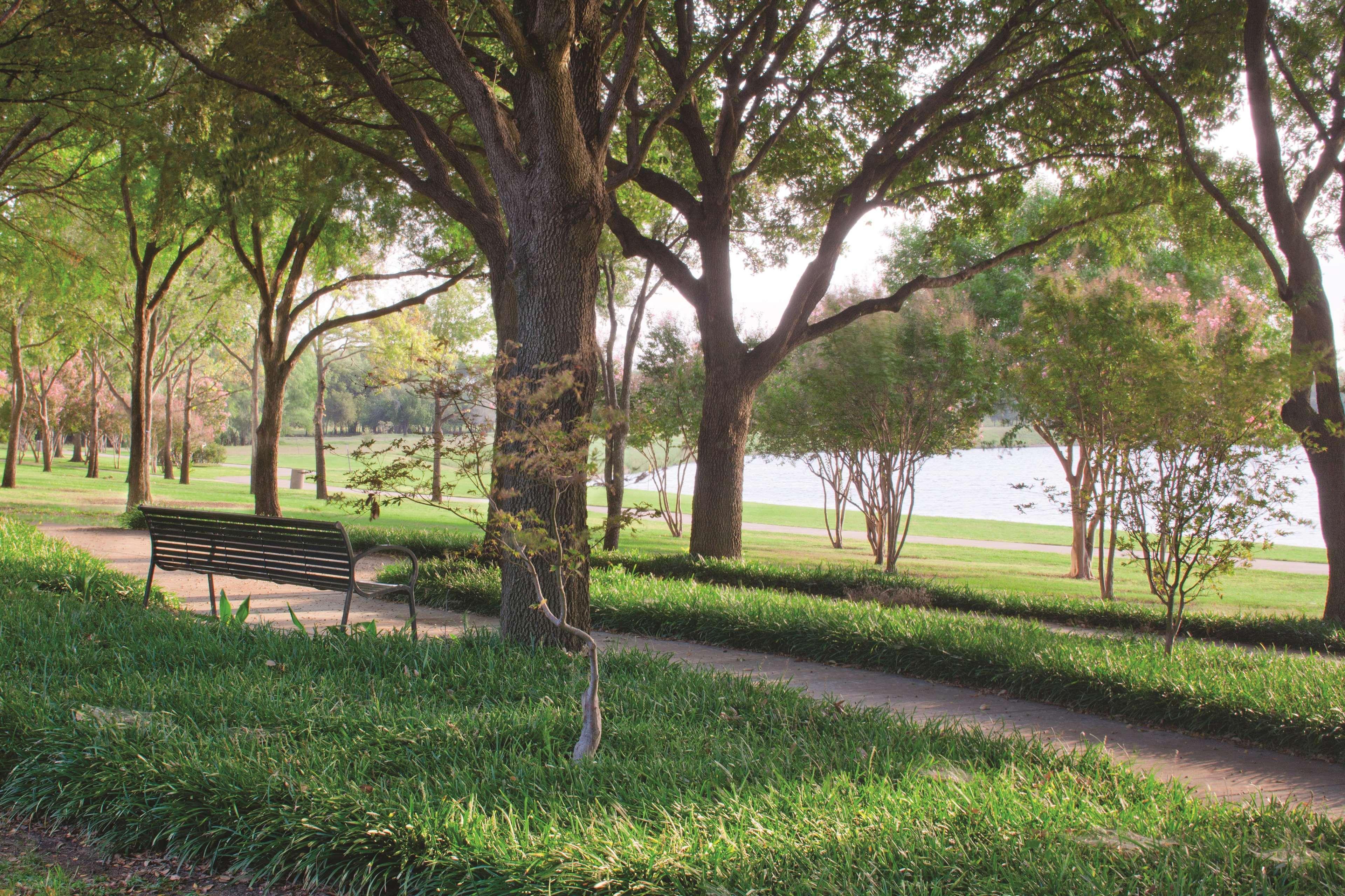 Doubletree By Hilton Dallas-Farmers Branch Zewnętrze zdjęcie
