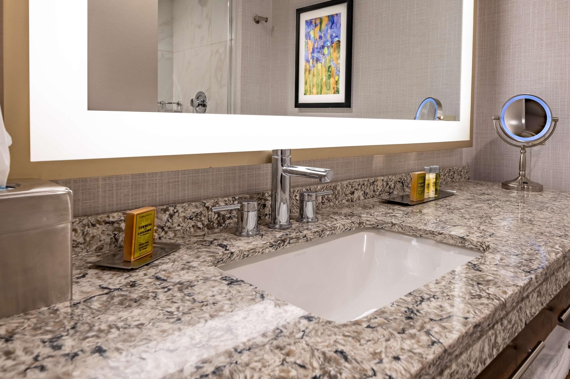 Doubletree By Hilton Dallas-Farmers Branch Zewnętrze zdjęcie